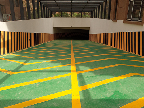 青島某小區(qū)地下停車場(chǎng)坡道案例